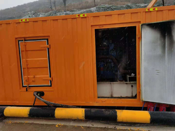 兰山出租发电机-船用柴油发电机的工作原理是怎么样的？